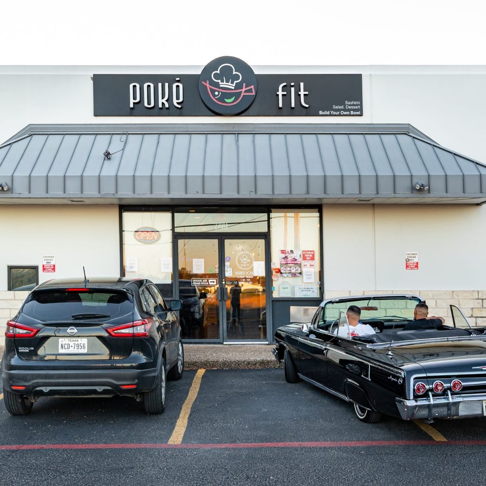 Poke Fit – Leander